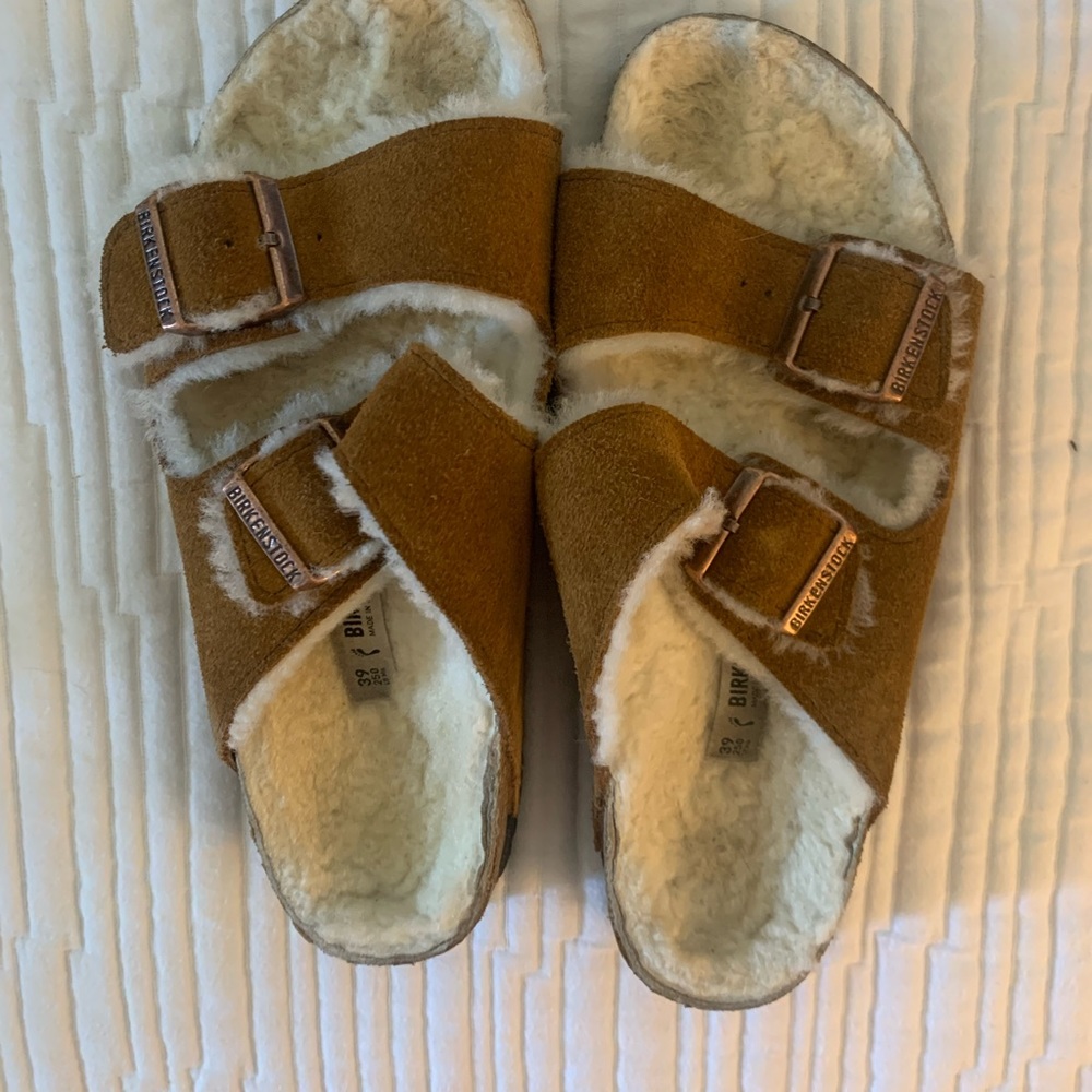 Birkenstocks (Arizona Shearling)